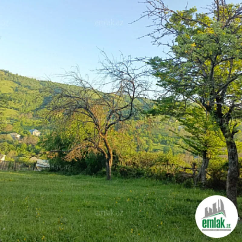 Satılır torpaq sahəsi 12 m²