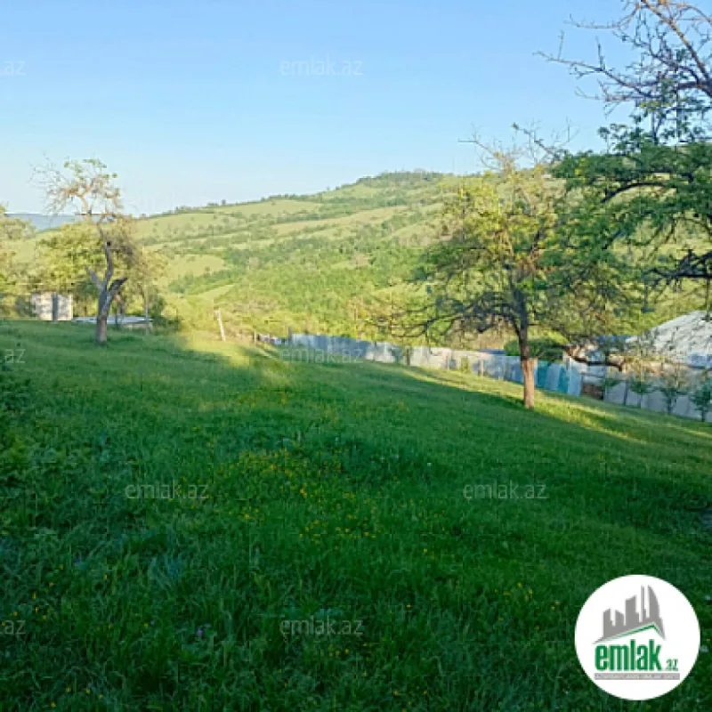 Satılır torpaq sahəsi 12 m²