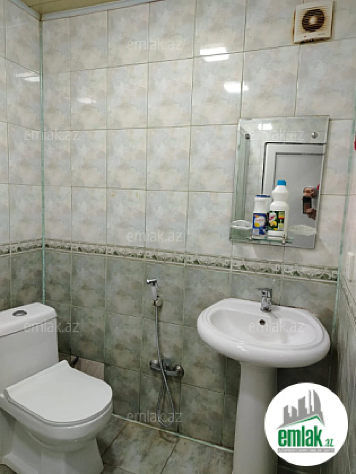 Satılır 2 otaqlı yeni tikili 64 m²