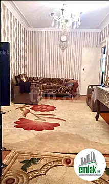 Satılır 4 otaqlı köhnə tikili 90 m²