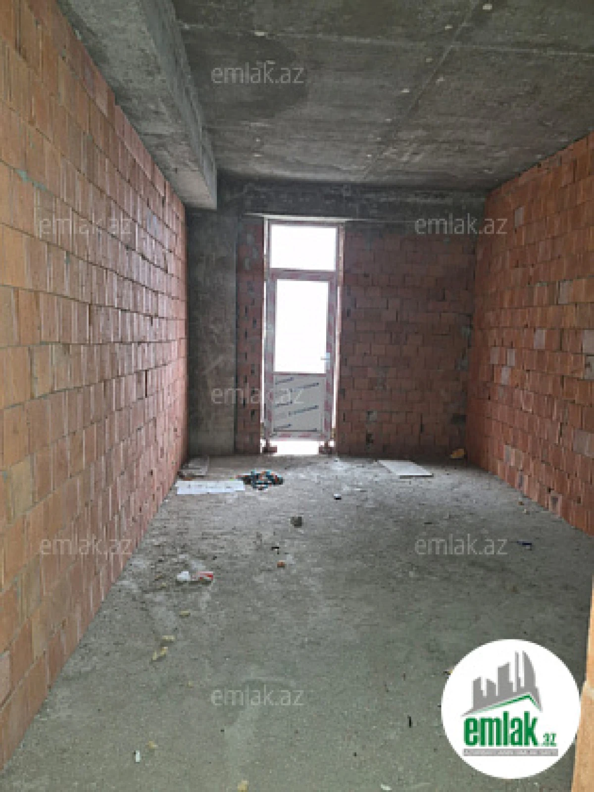Satılır 3 otaqlı yeni tikili 102 m²