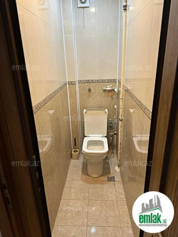 Satılır 5 otaqlı köhnə tikili 110 m²