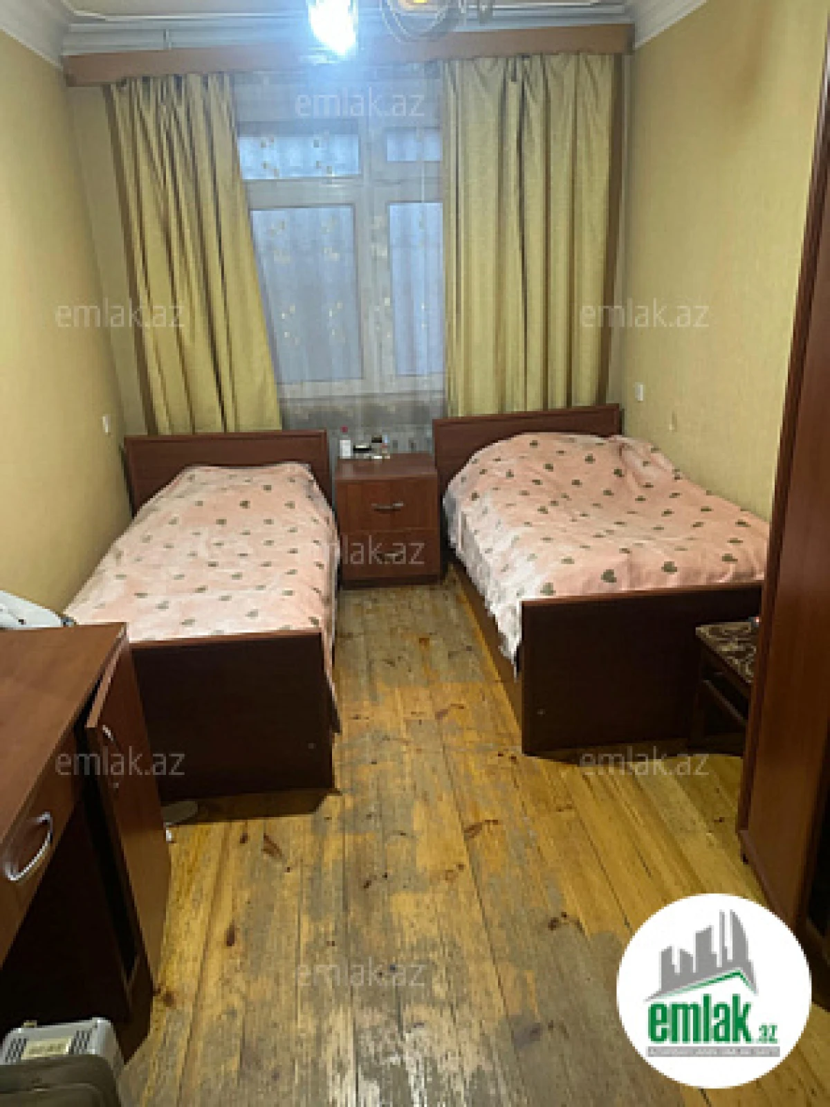 Satılır 5 otaqlı köhnə tikili 110 m²