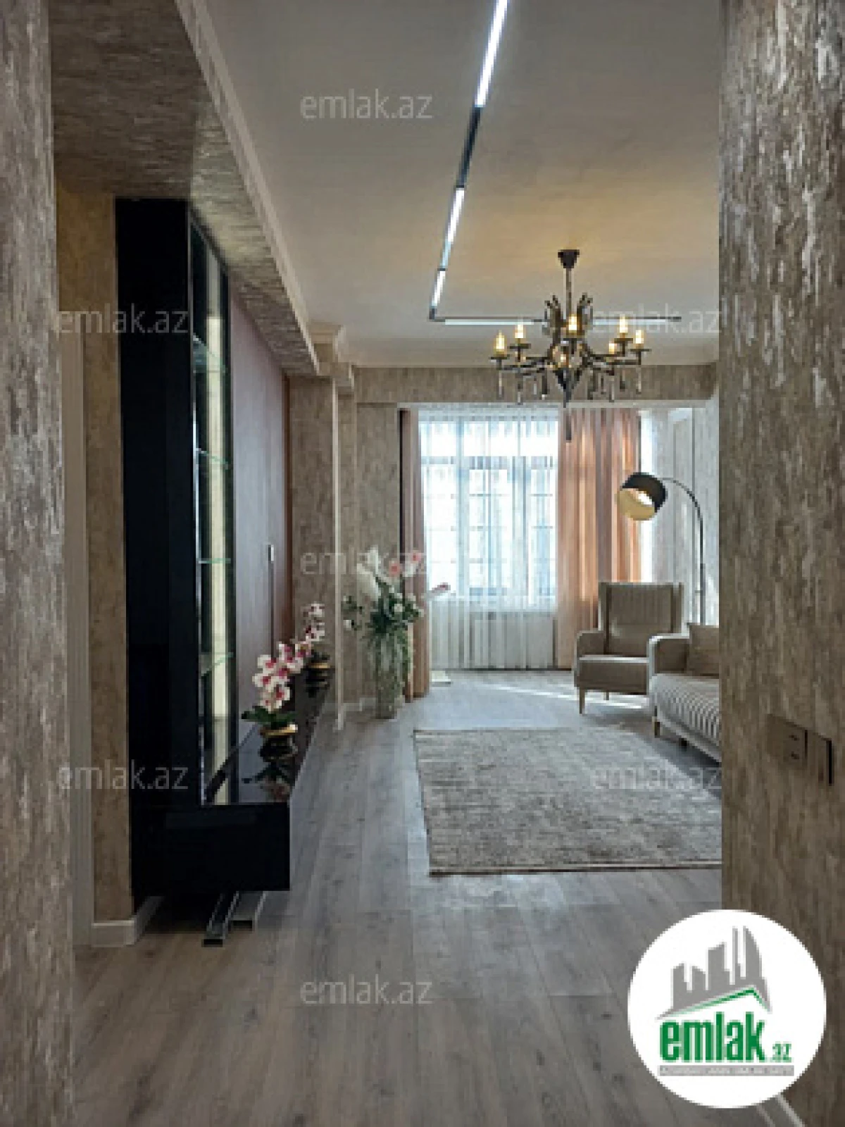 Satılır 2 otaqlı yeni tikili 55 m²