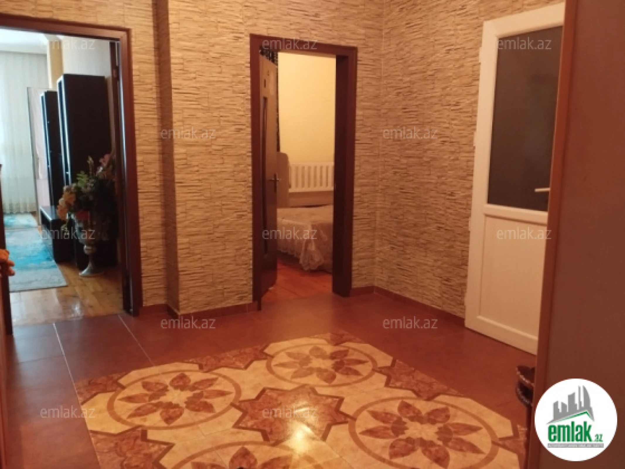 Satılır 3 otaqlı yeni tikili 75 m²