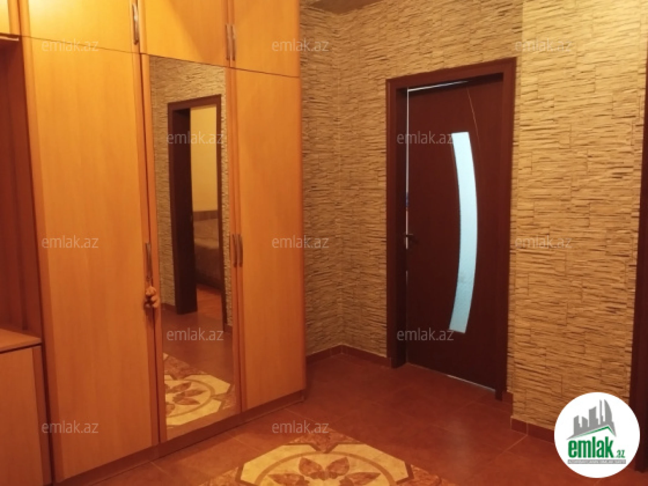 Satılır 3 otaqlı yeni tikili 75 m²