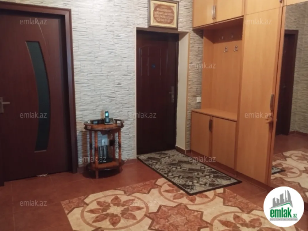 Satılır 3 otaqlı yeni tikili 75 m²