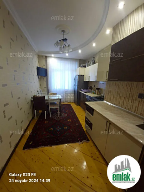 Satılır 3 otaqlı yeni tikili 90 m²