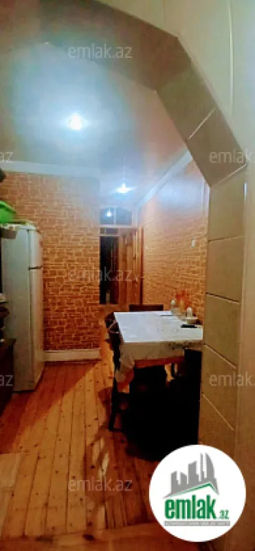 Satılır 3 otaqlı köhnə tikili 61 m²