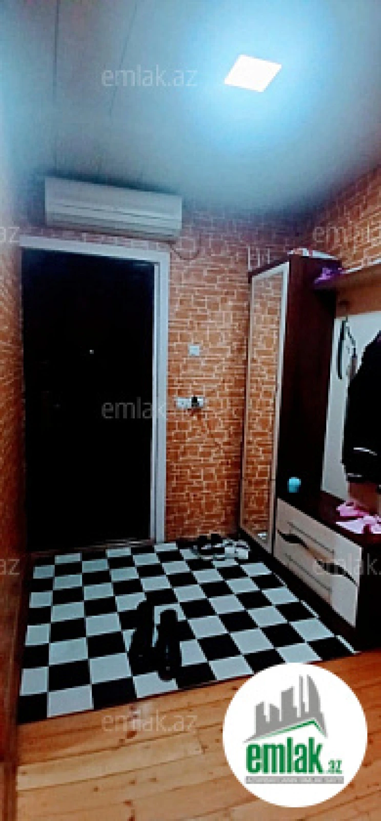 Satılır 3 otaqlı köhnə tikili 61 m²