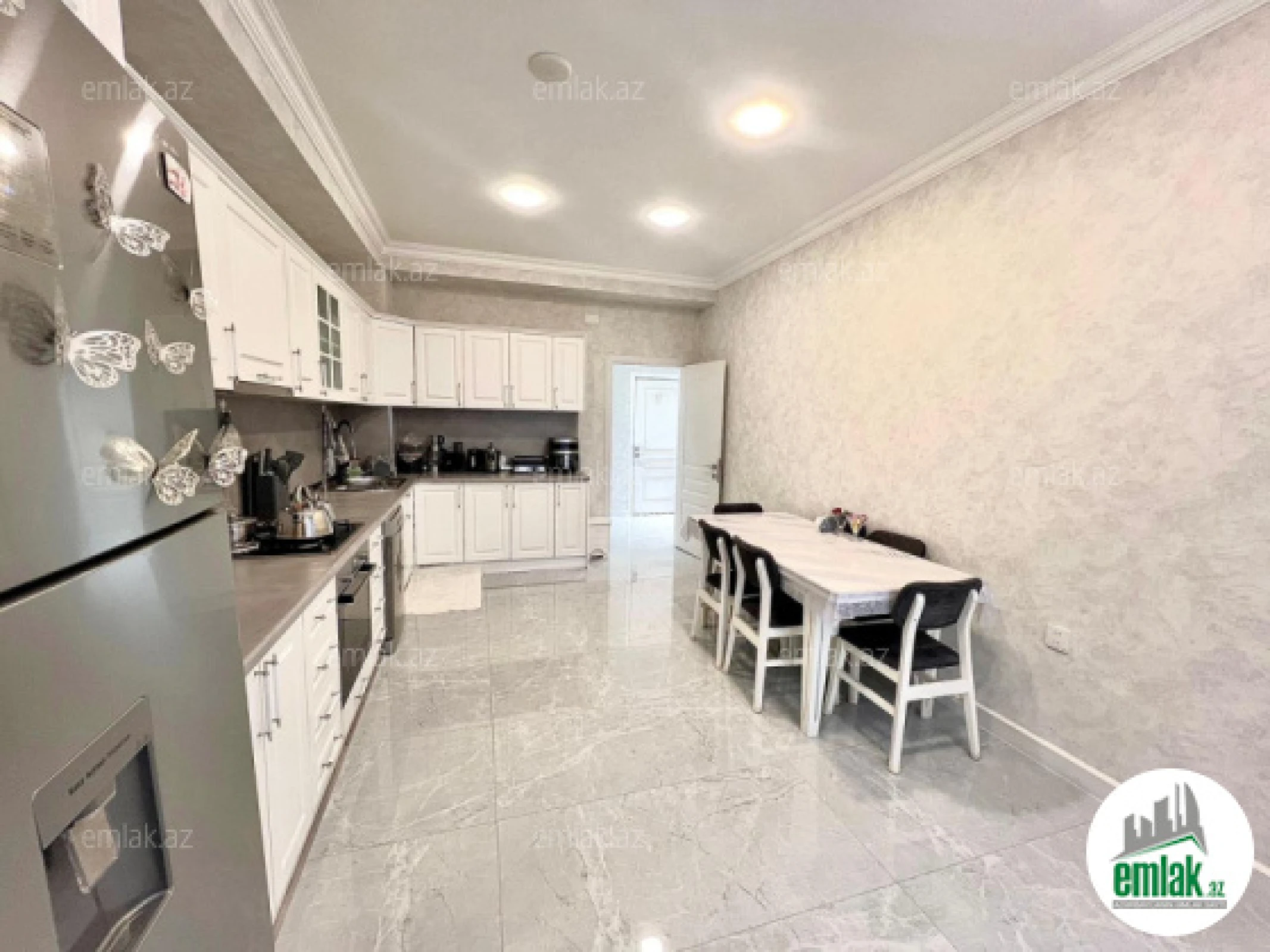 Satılır 3 otaqlı yeni tikili 103 m²