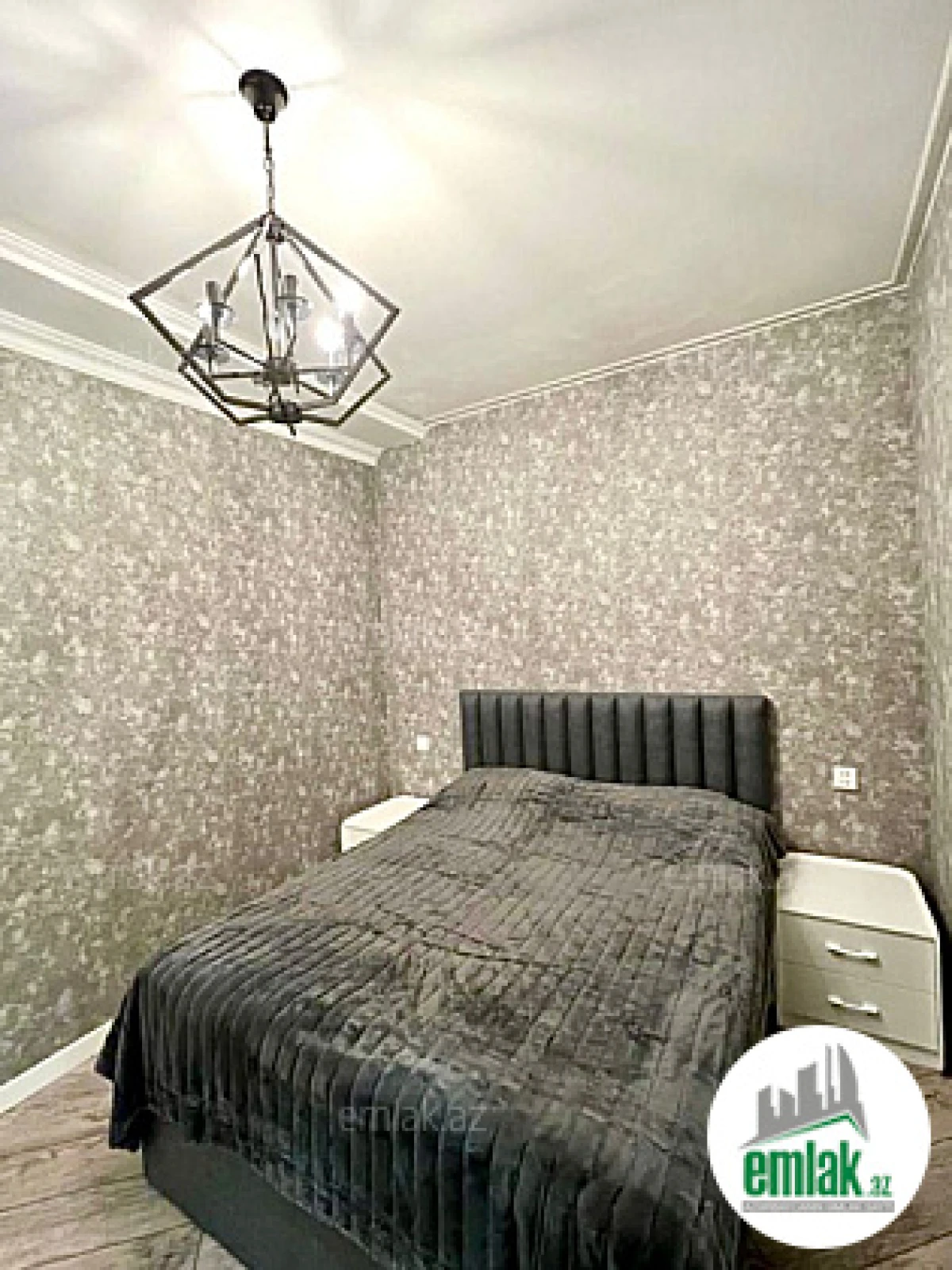 Satılır 3 otaqlı yeni tikili 103 m²