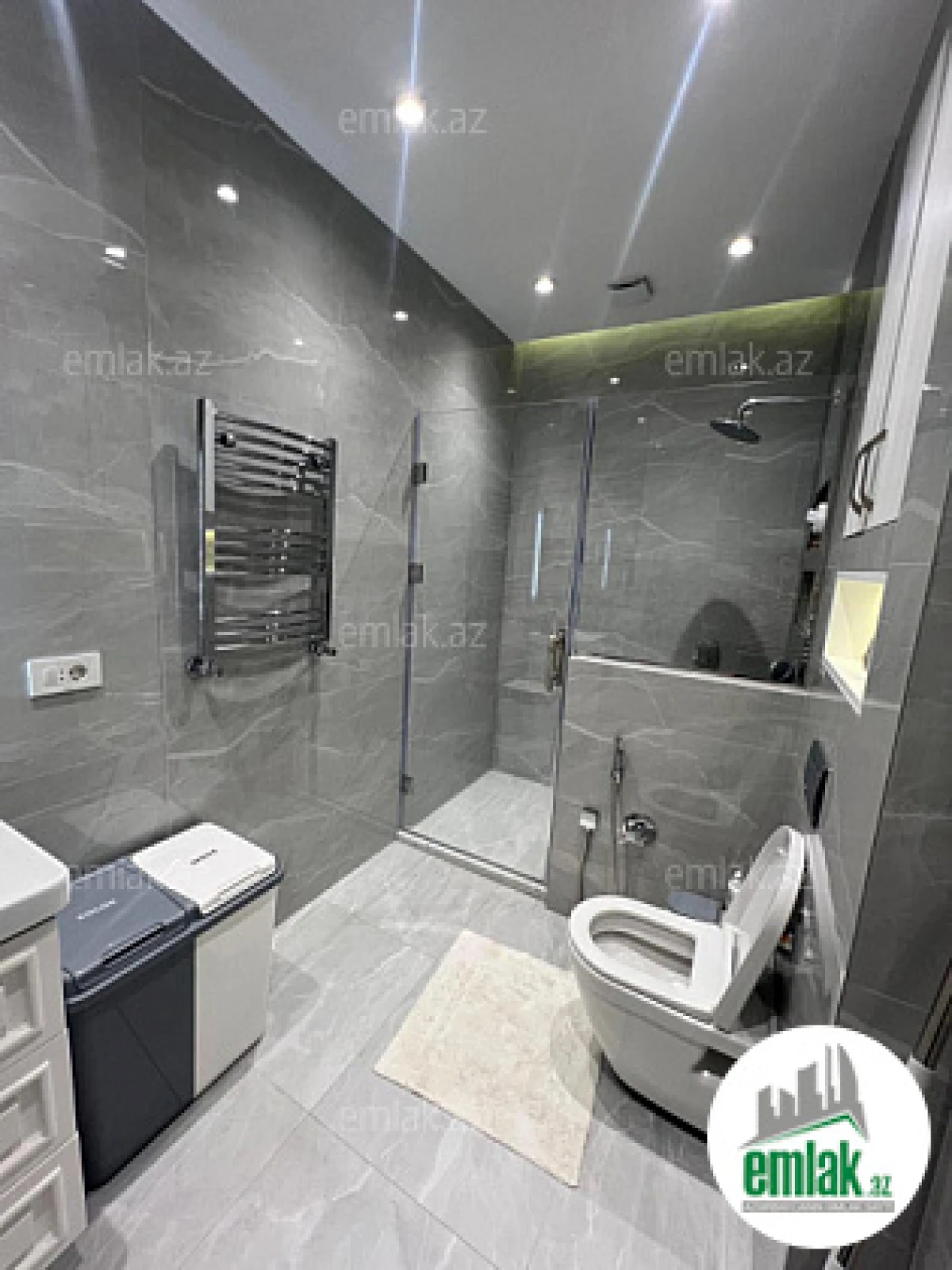 Satılır 3 otaqlı yeni tikili 103 m²