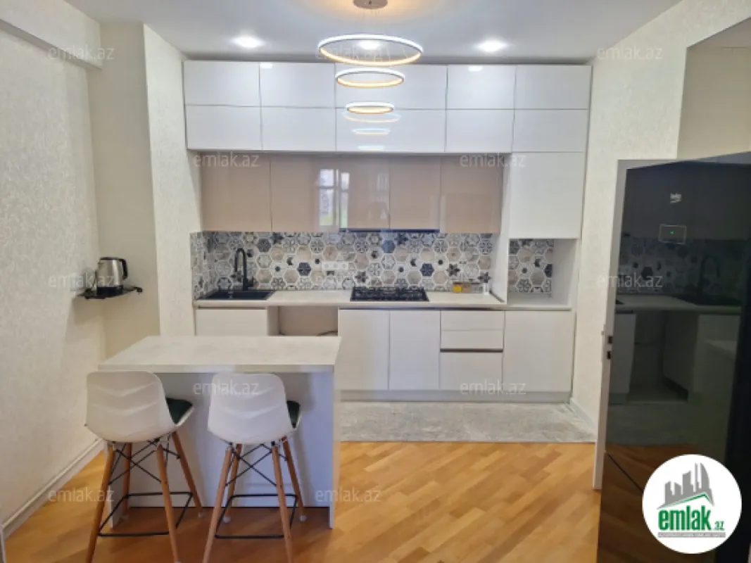 Satılır 3 otaqlı yeni tikili 117 m²