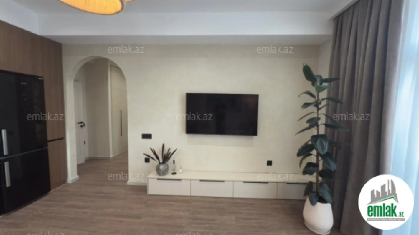 Satılır 2 otaqlı yeni tikili 61 m²