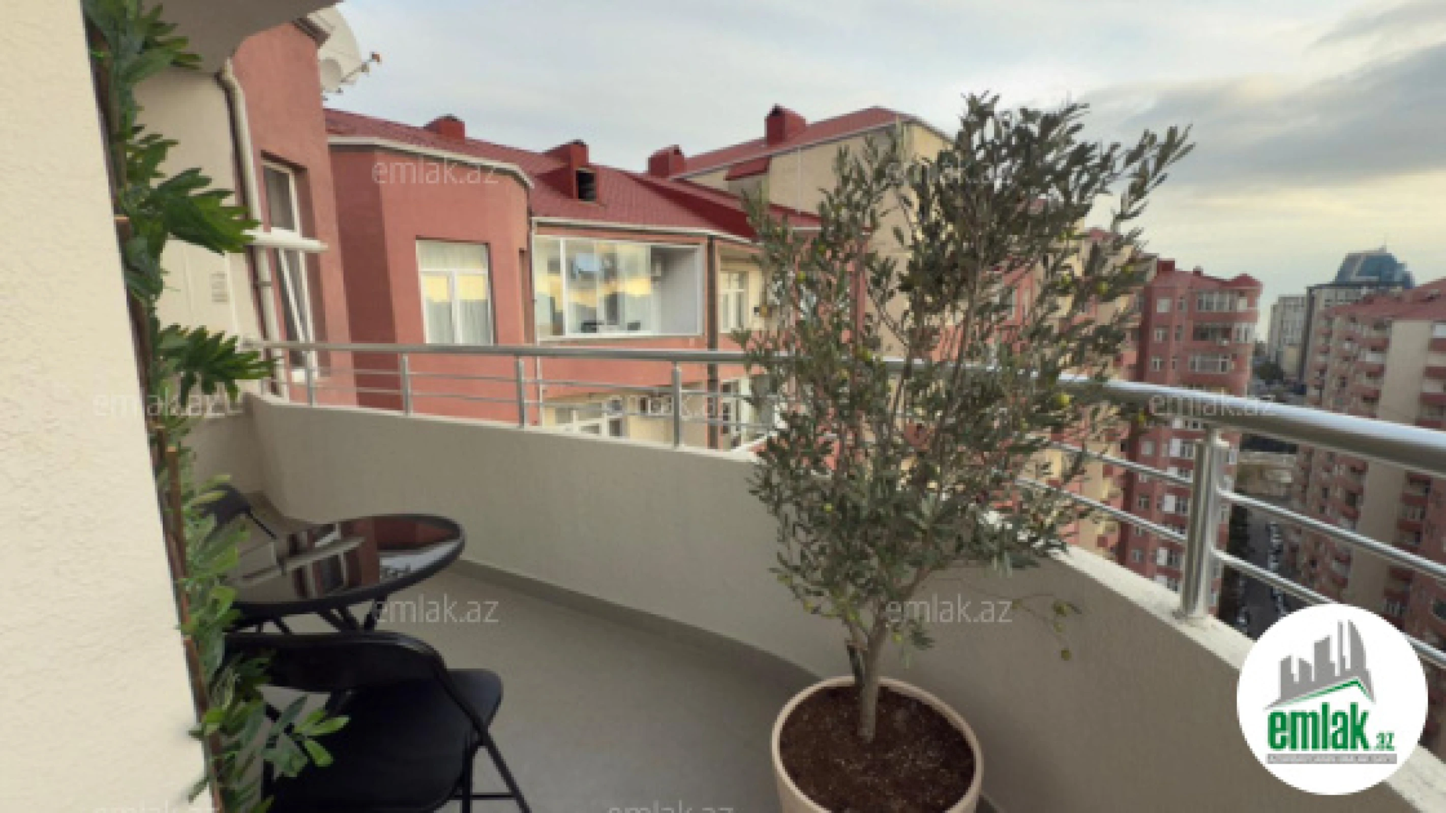 Satılır 2 otaqlı yeni tikili 61 m²