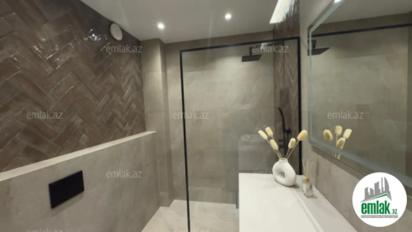 Satılır 2 otaqlı yeni tikili 61 m²