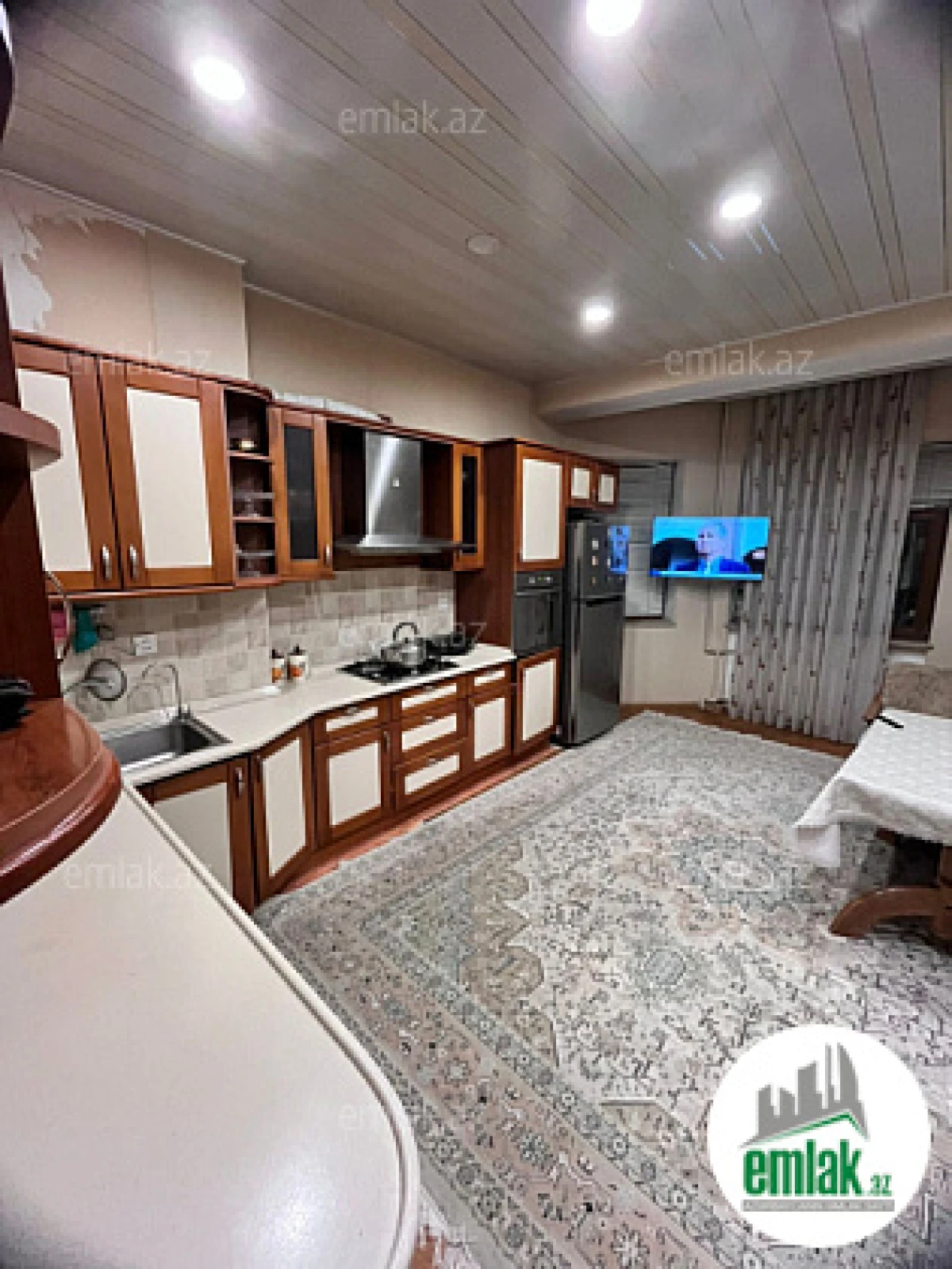 Satılır 4 otaqlı yeni tikili 192 m²