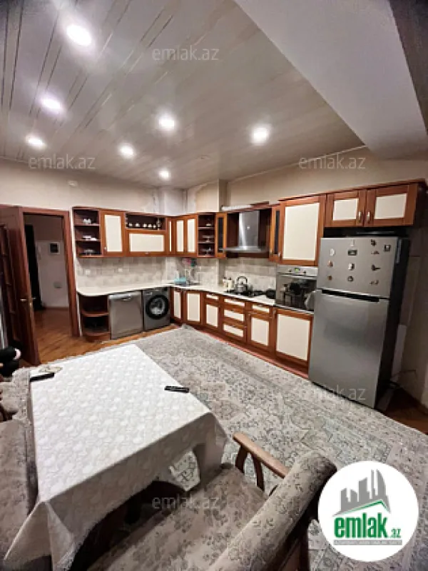 Satılır 4 otaqlı yeni tikili 192 m²