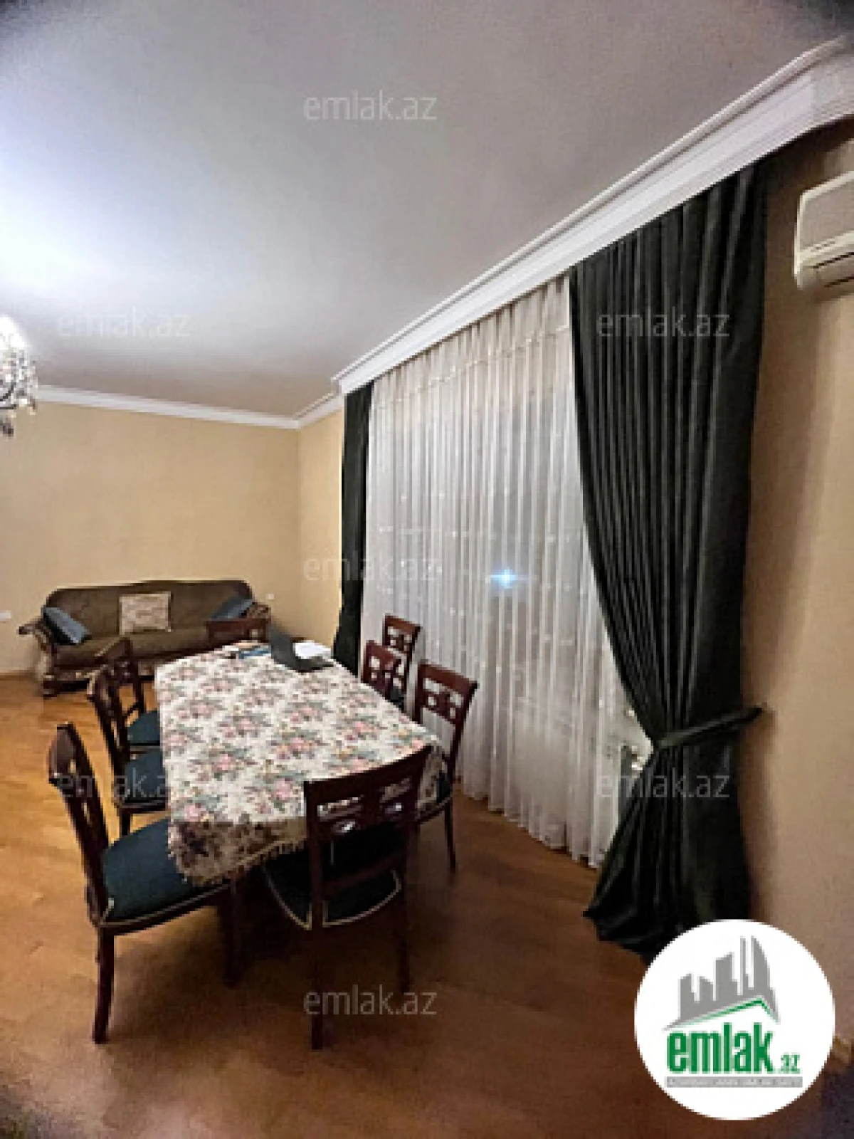 Satılır 4 otaqlı yeni tikili 192 m²