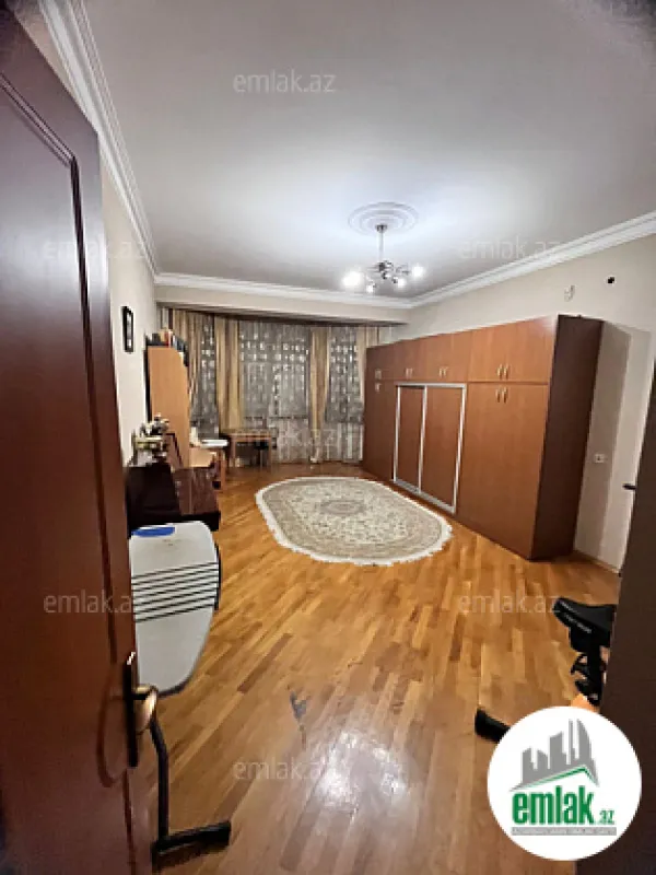 Satılır 4 otaqlı yeni tikili 192 m²