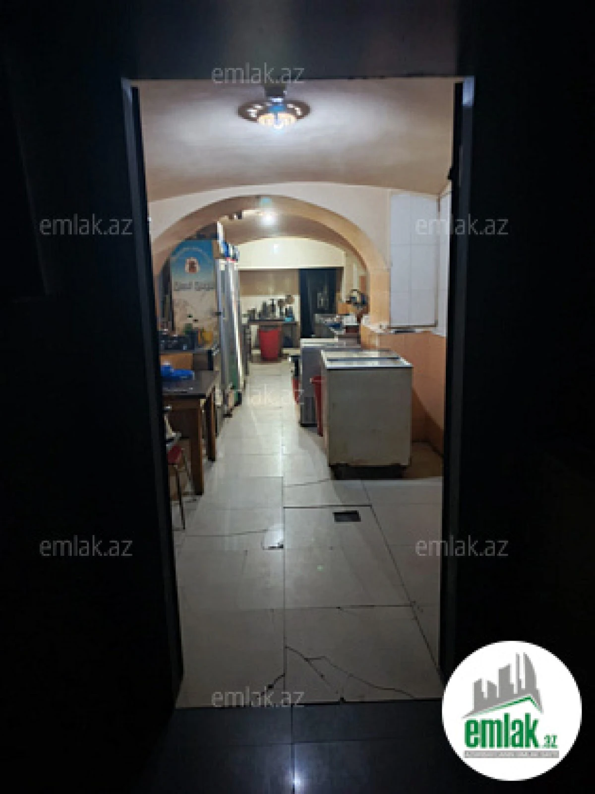 Satılır 6 otaqlı obyekt 412.8 m²