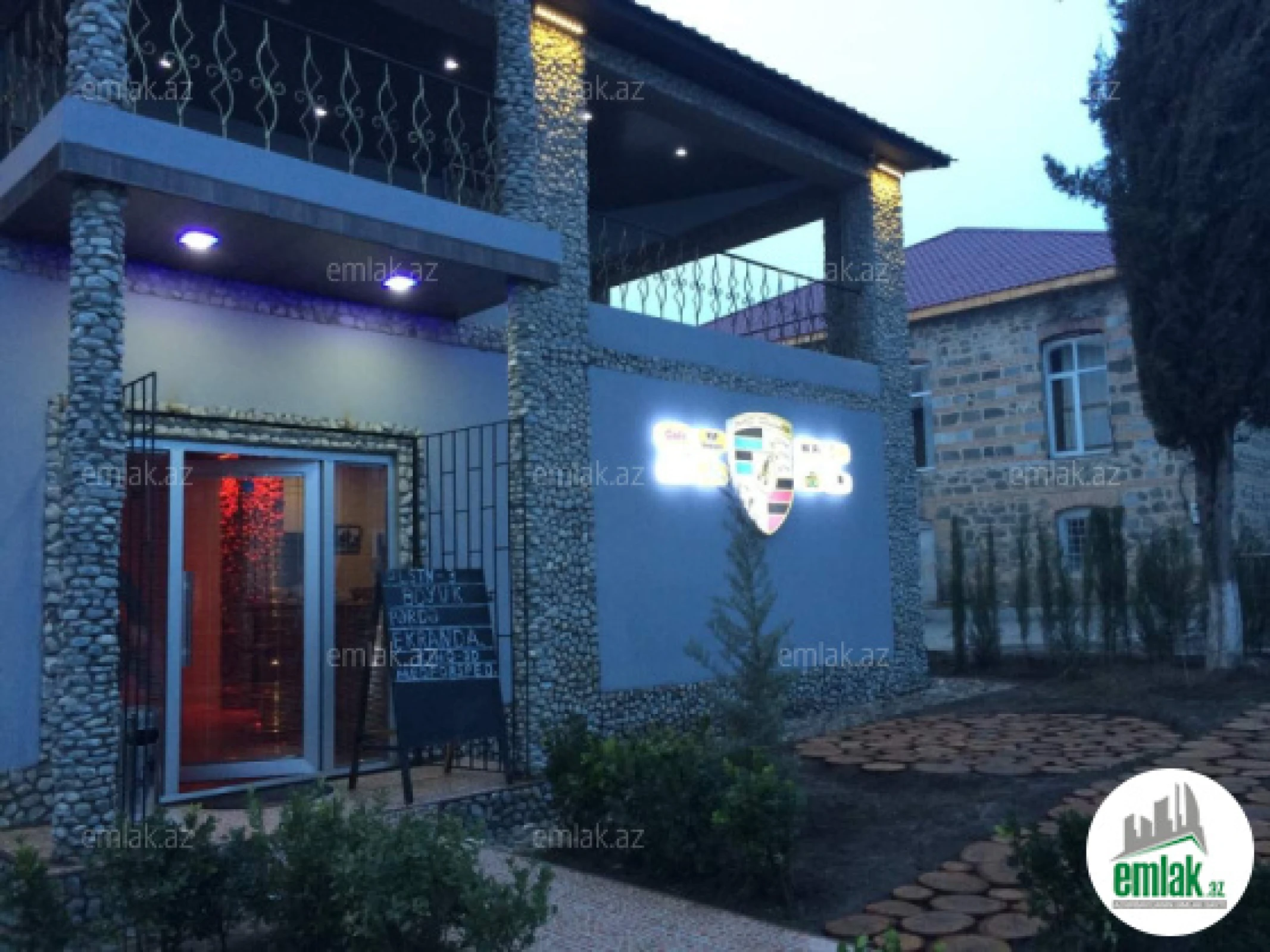 Satılır 5 otaqlı obyekt 360 m²