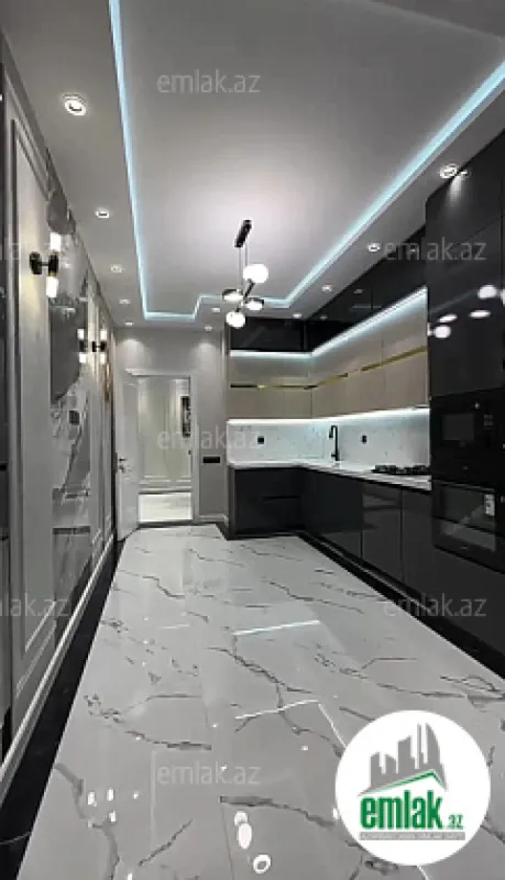 Satılır 3 otaqlı yeni tikili 140 m²