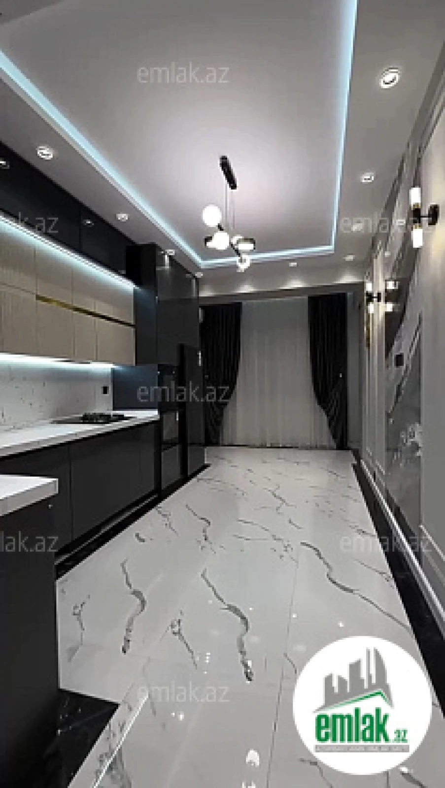 Satılır 3 otaqlı yeni tikili 140 m²