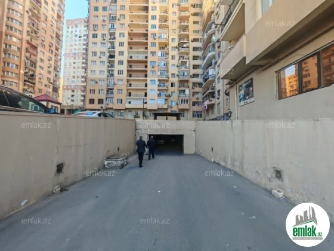 Satılır qaraj 5948.3 m²