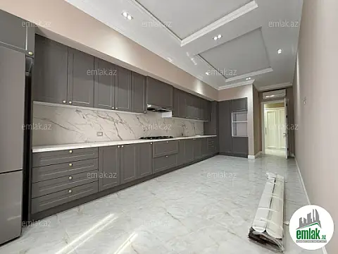 Satılır 5 otaqlı yeni tikili 235 m²