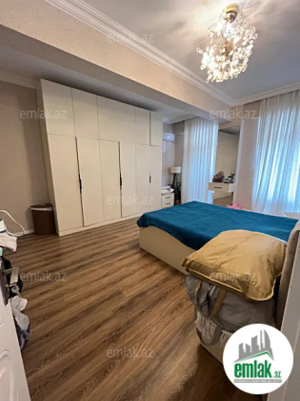 Satılır 3 otaqlı yeni tikili 101 m²