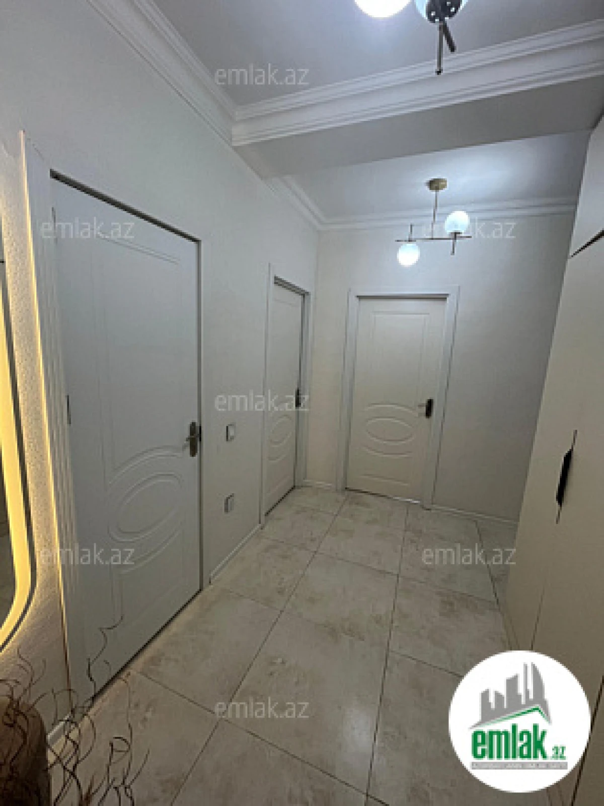 Satılır 3 otaqlı yeni tikili 101 m²