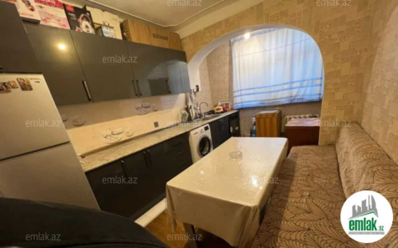 Satılır 3 otaqlı köhnə tikili 55 m²