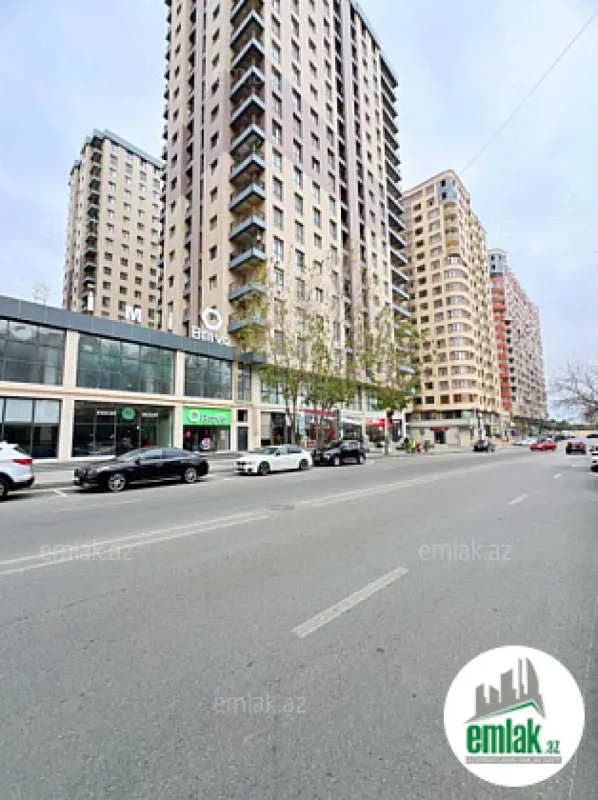 Satılır 4 otaqlı yeni tikili 193 m²