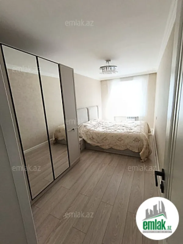 Satılır 3 otaqlı köhnə tikili 75 m²