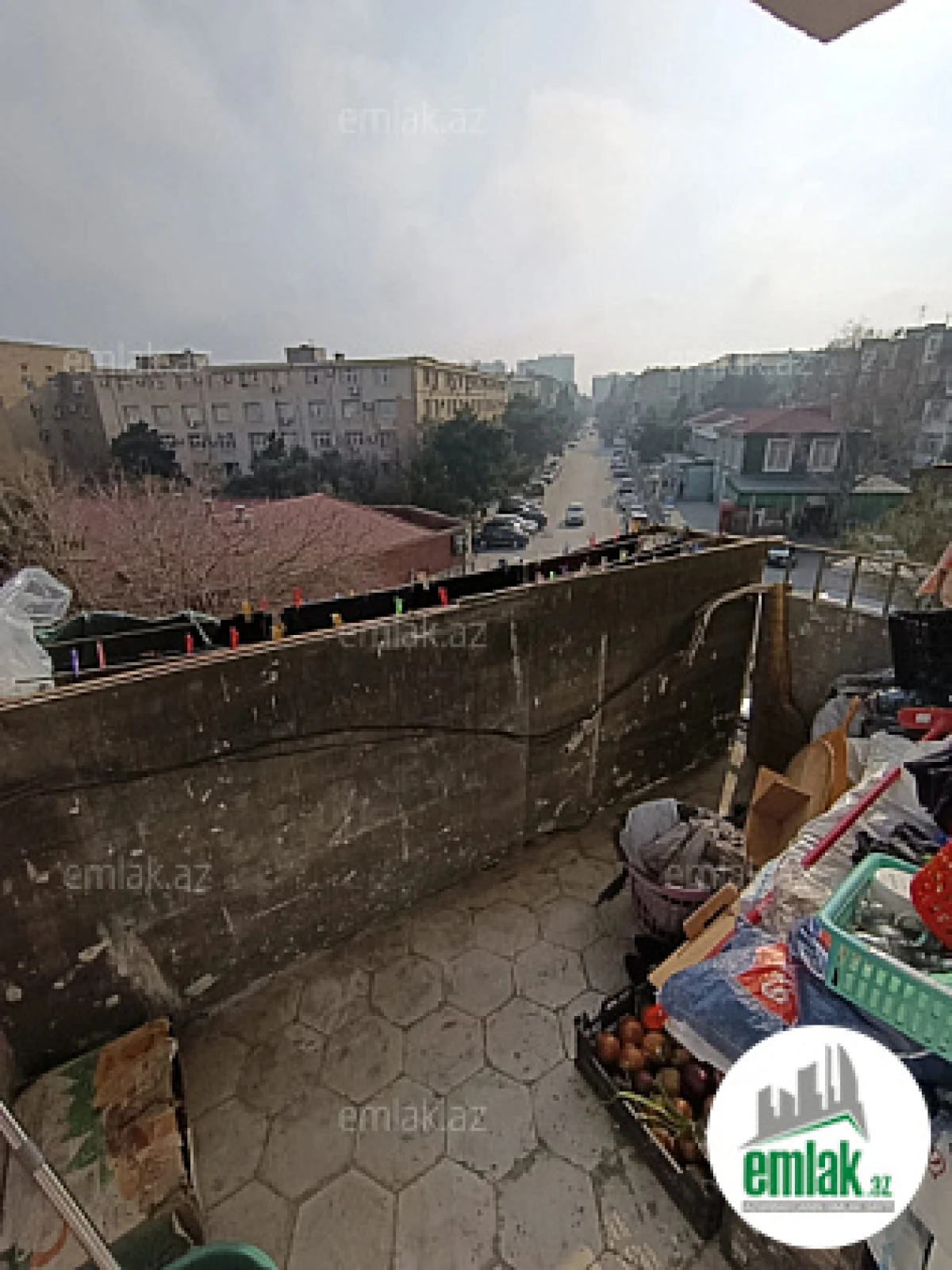 Satılır 3 otaqlı köhnə tikili 75 m²