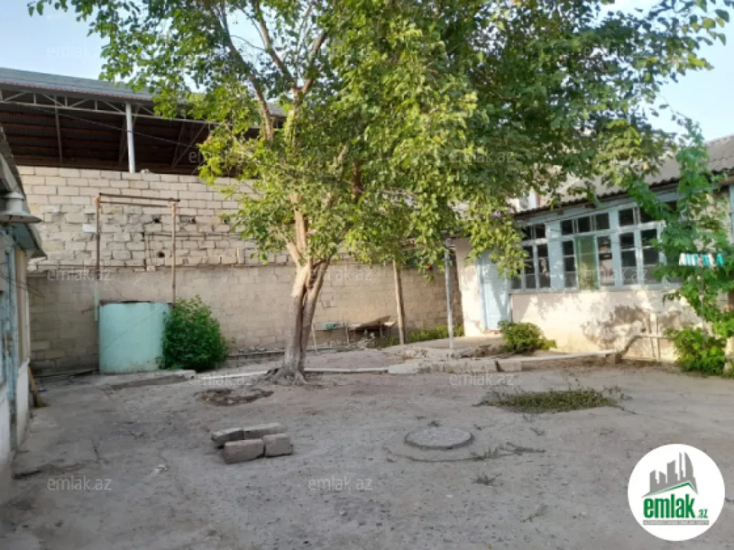 Satılır 3 otaqlı həyət evi 100 m²