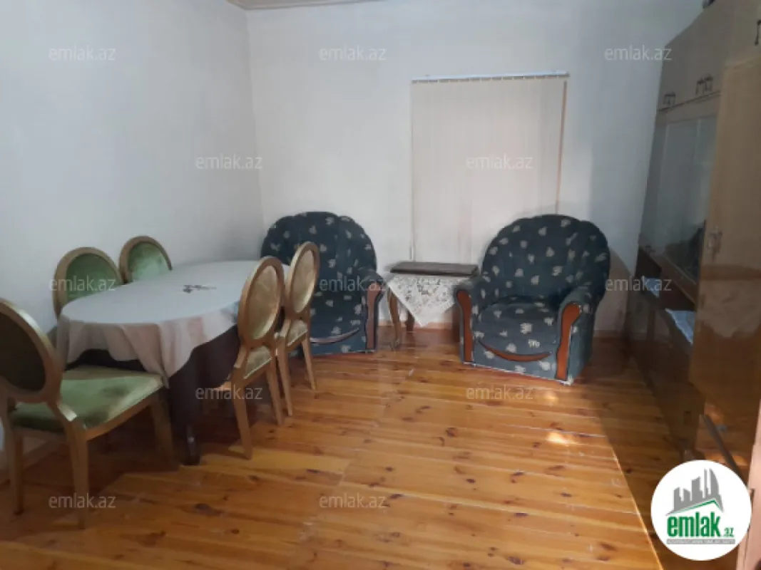 Satılır 3 otaqlı həyət evi 100 m²