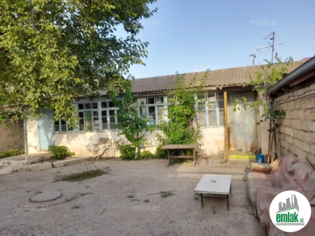 Satılır 3 otaqlı həyət evi 100 m²