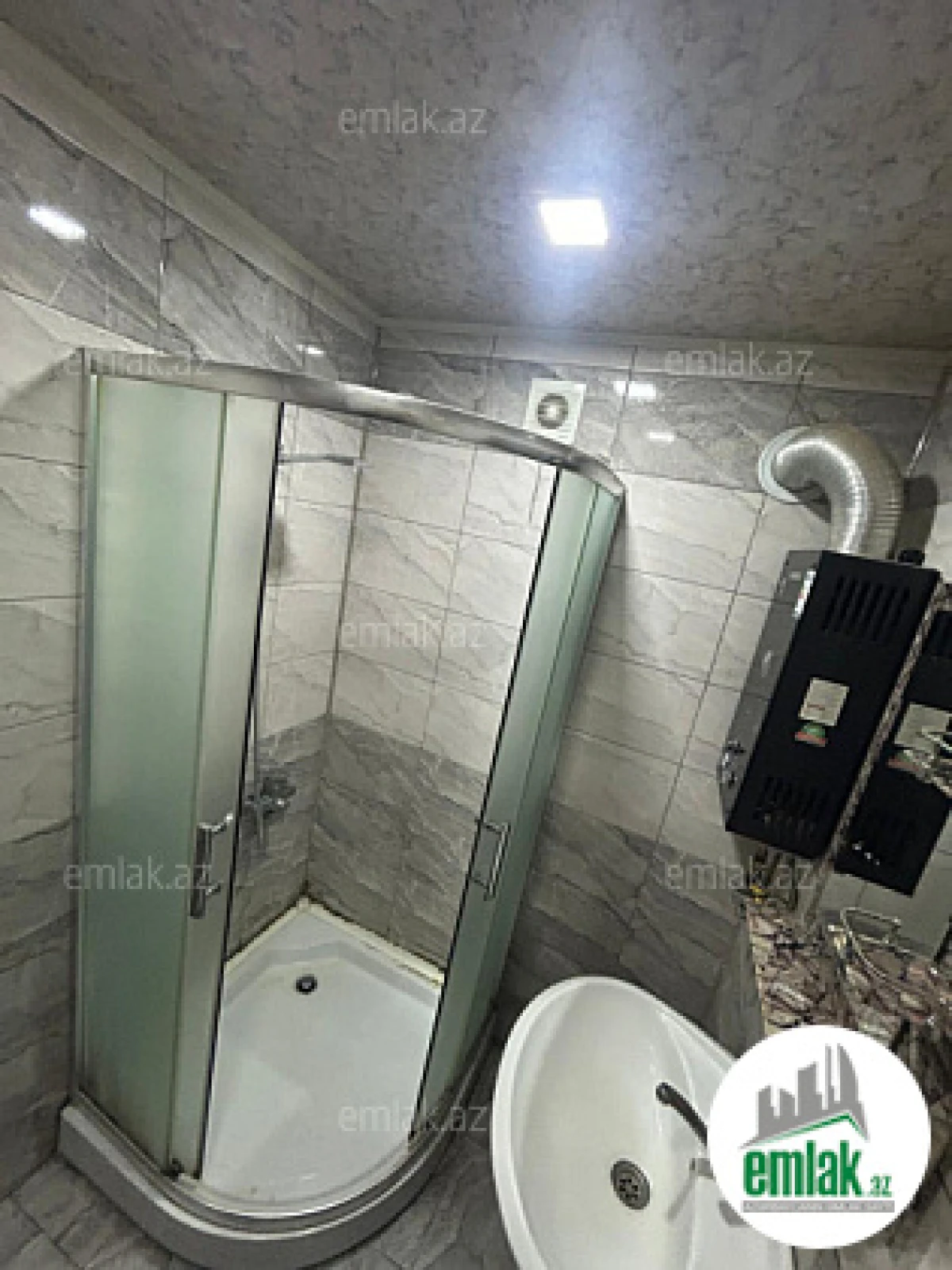 Satılır 3 otaqlı köhnə tikili 66 m²