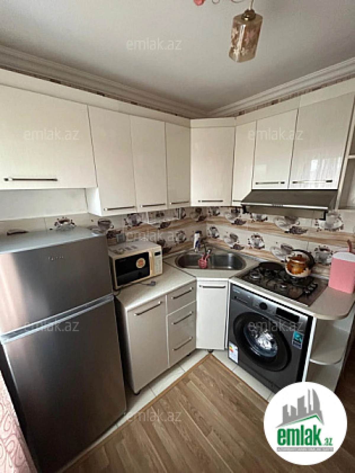 Satılır 3 otaqlı köhnə tikili 66 m²