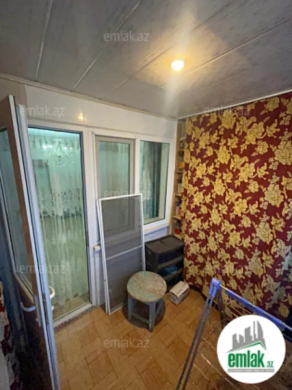 Satılır 3 otaqlı köhnə tikili 66 m²