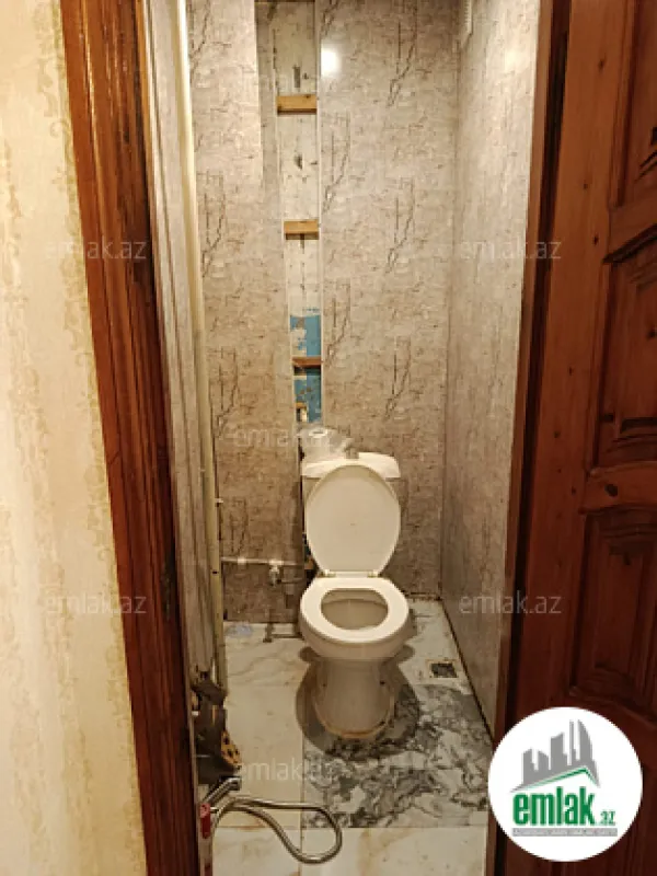 Satılır 3 otaqlı köhnə tikili 85 m²