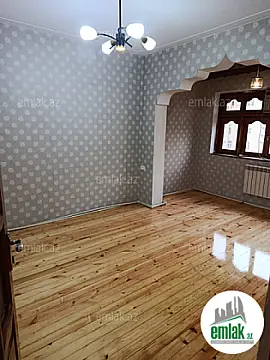 Satılır 3 otaqlı köhnə tikili 85 m²