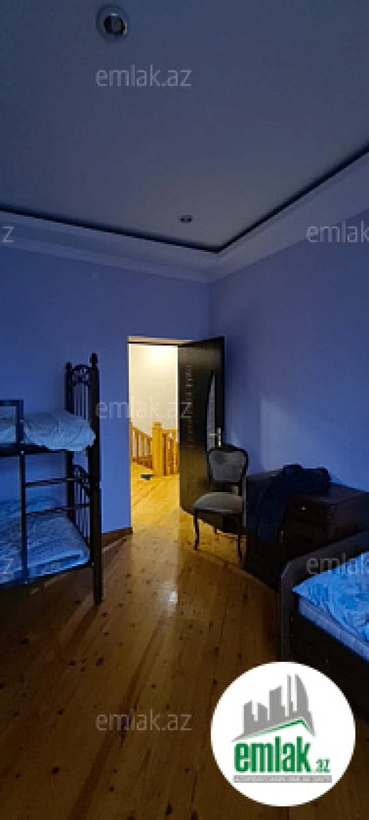 Satılır 6 otaqlı həyət evi 340 m²