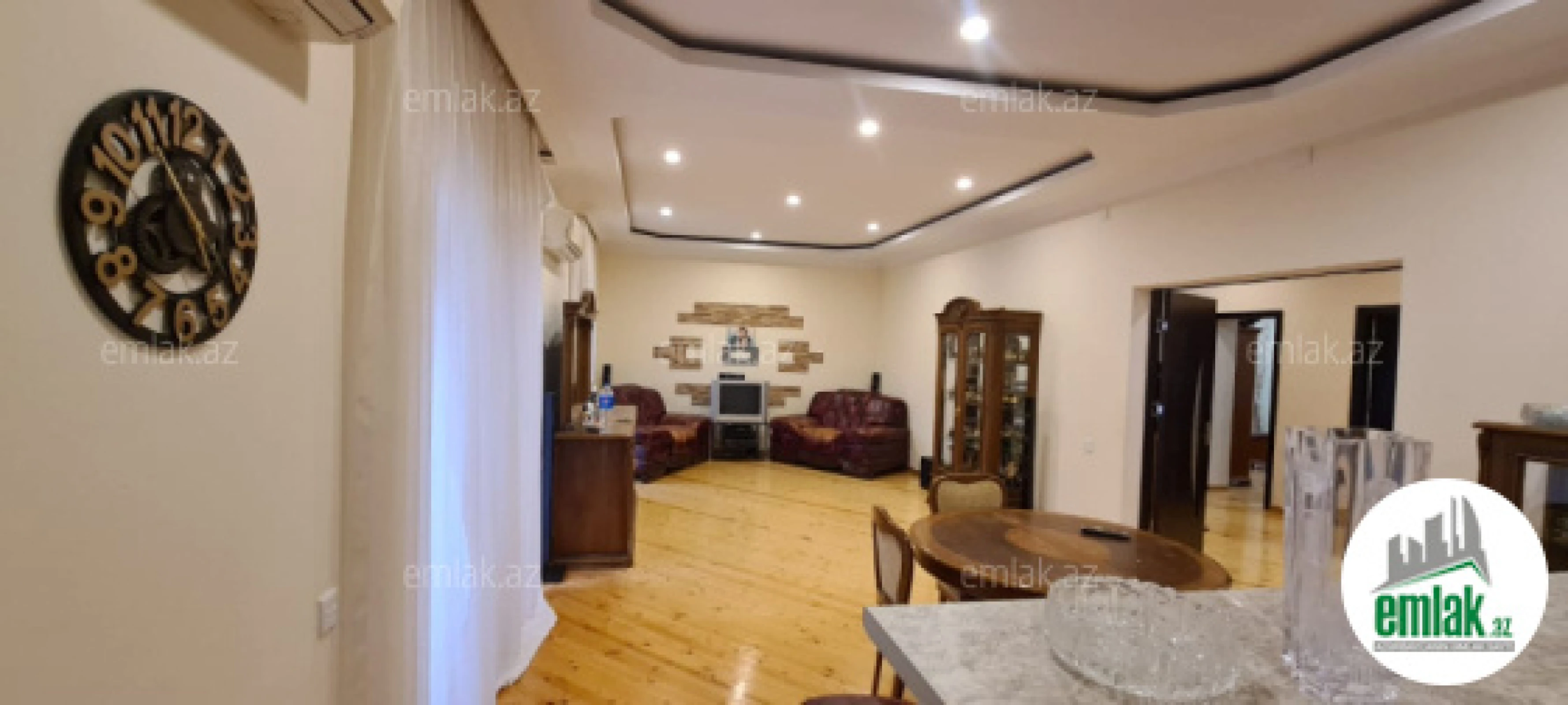 Satılır 6 otaqlı həyət evi 340 m²