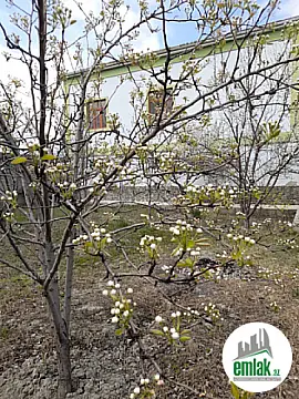 Satılır 6 otaqlı həyət evi 340 m²