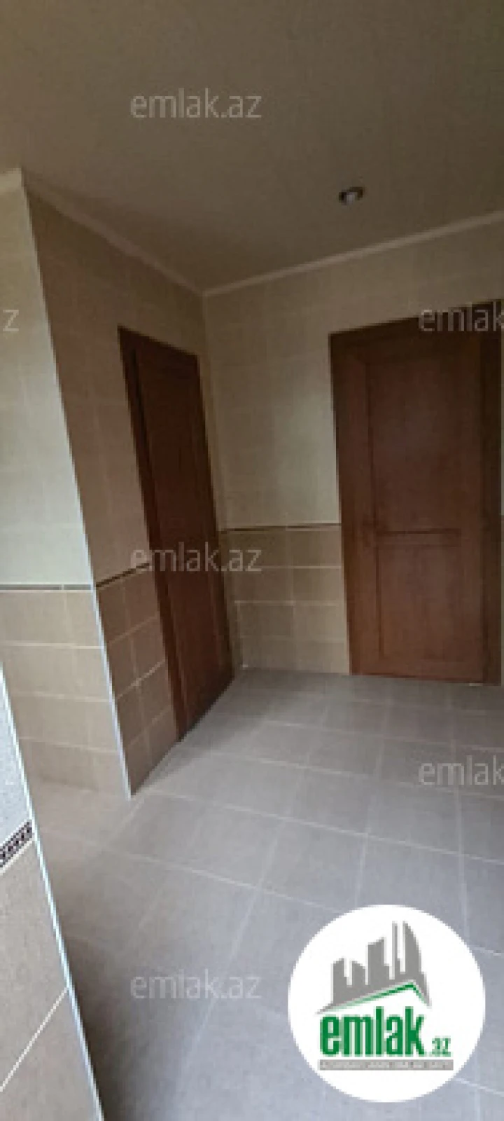Satılır 6 otaqlı həyət evi 340 m²