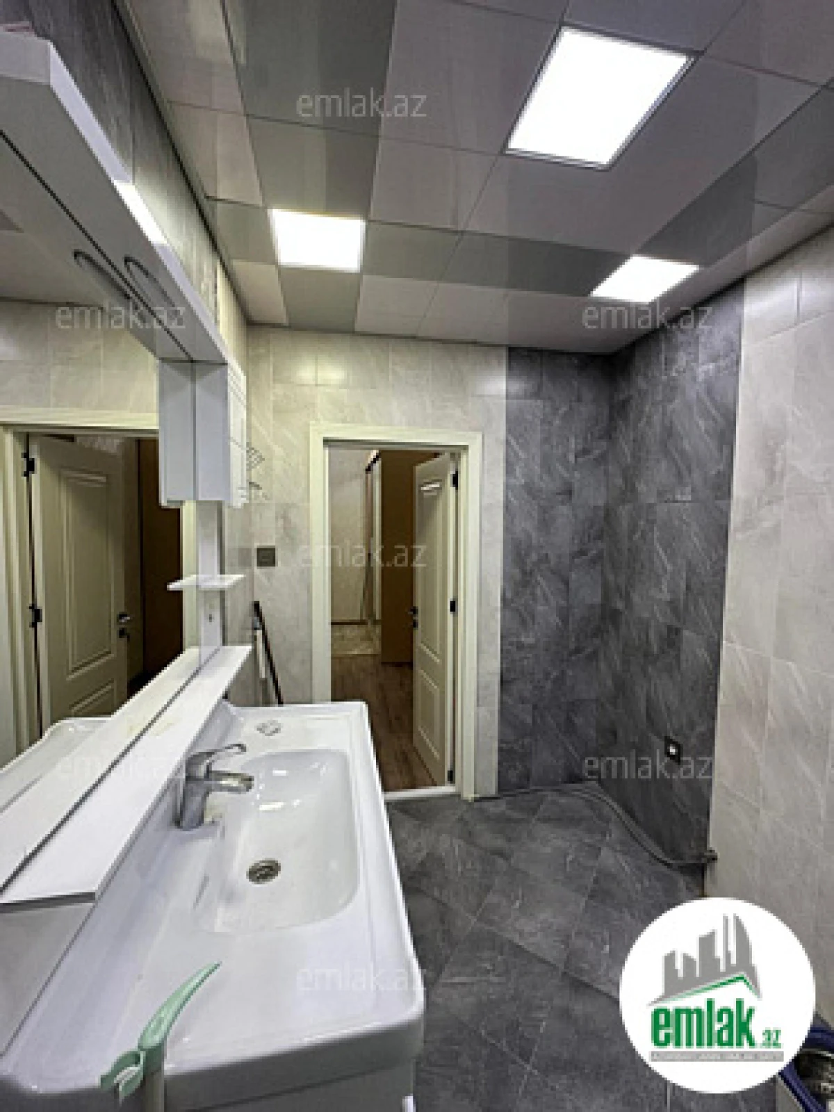 Satılır 3 otaqlı yeni tikili 104 m²